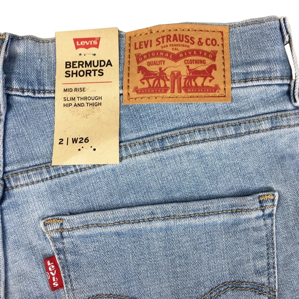 Levi’s Women's Bermuda Denim Shorts 26